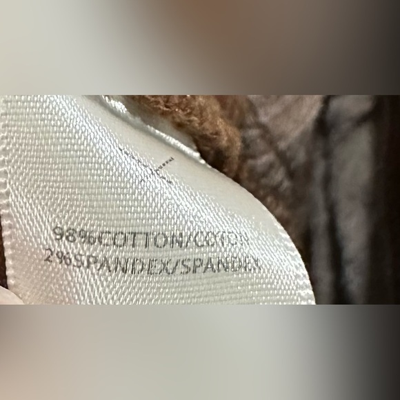 Unpublished Brown Pants - Picture 6 of 6